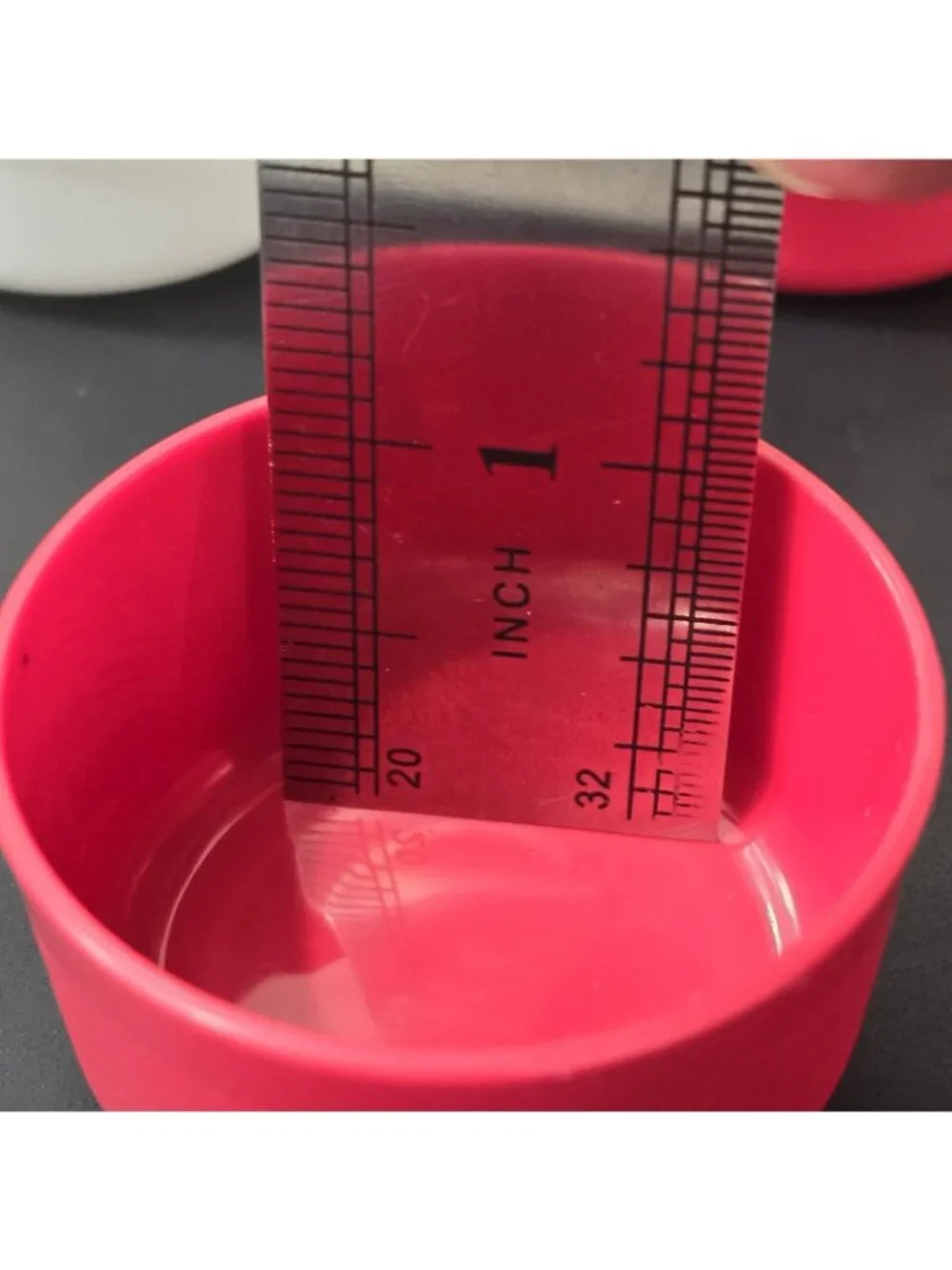 Tupperware smidgets red